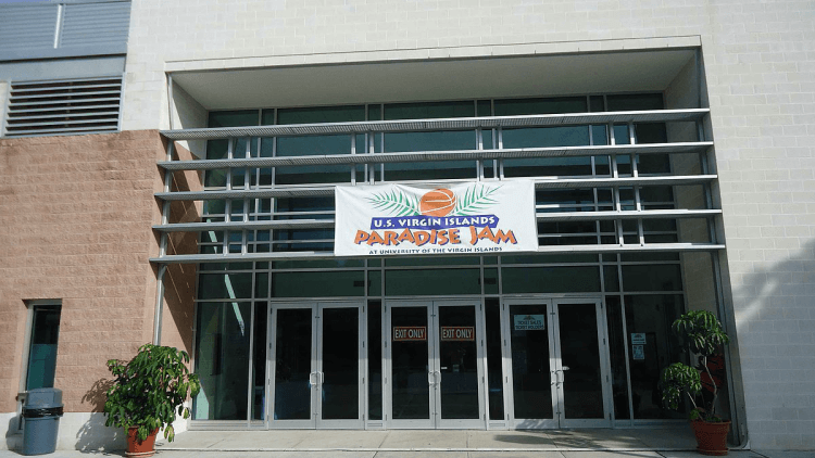 Sports & Fitness Center