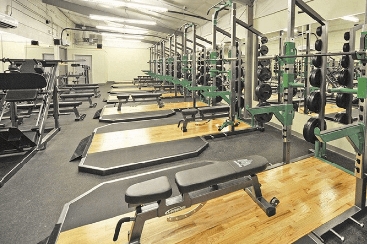 university-of arkansas-monticello_jack-and-judy-lassiter-indoor-practice-facility_varsity-weight-room_facility