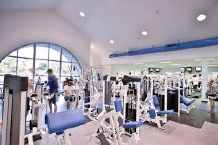 valdosta-state-university_studen-recreation-center_weight-room_facility