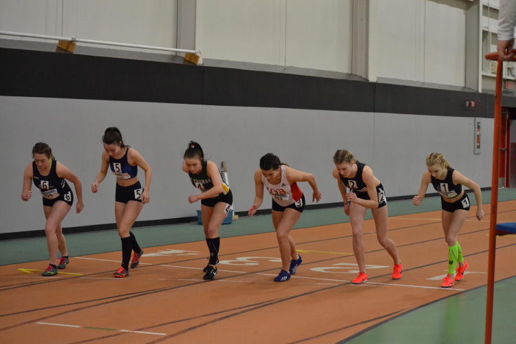 Indoor track at the Gagetown Fitness Centre (photo courtesy of the Aquinian</a>)",2019-06-12 13:20:30"